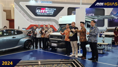 GIIAS Surabaya 2024: Toyota Hadirkan Produk Elektrifikasi dan GR Series GIIAS Surabaya 2024: Toyota Hadirkan Produk Elektrifikasi dan GR Series
