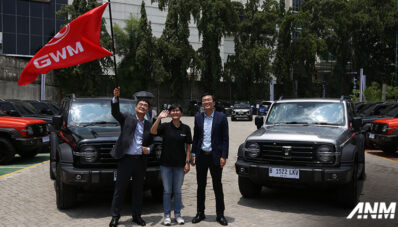 Handover 100 Unit Pertama, GWM Rilis Harga Resmi Tank 300 HEV!