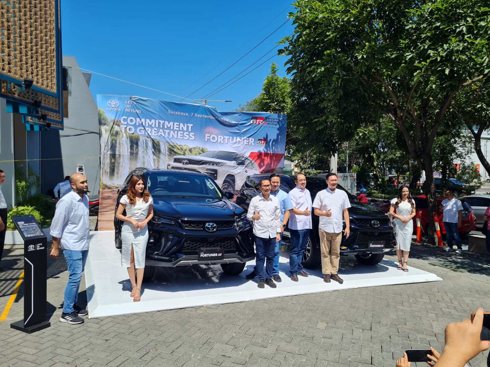 Mobil Baru, IMG-20240909-WA0020: New Toyota Fortuner 2024 Resmi Mengaspal di Jawa Timur