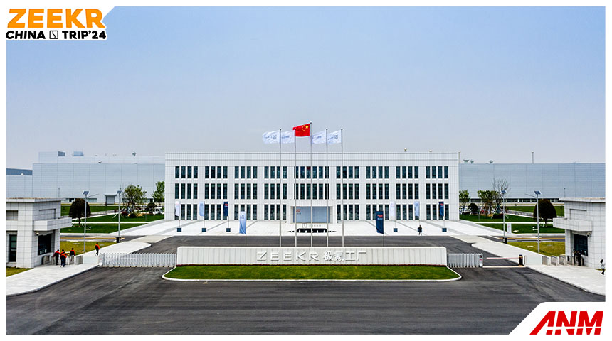 , Zeekr Intelligent Factory Showroom china: Zeekr Intelligent Factory Showroom china