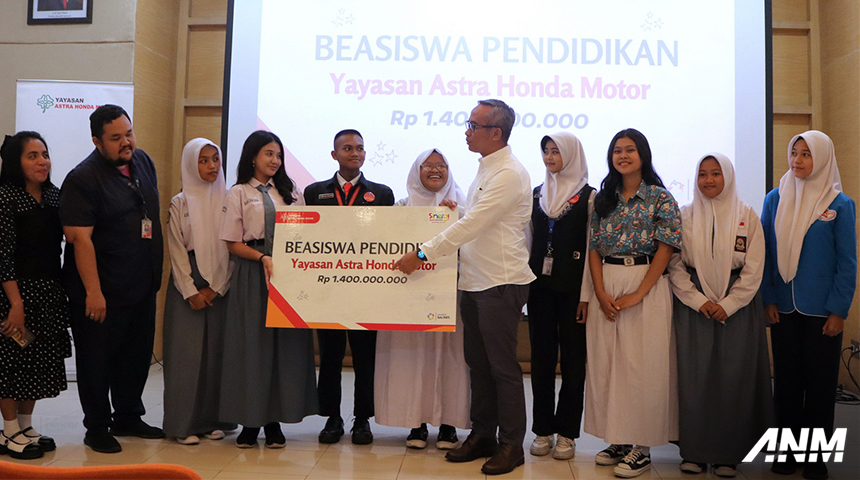 Berita, ahm-beasiswa: Duta Safety Riding Peroleh Beasiswa Pendidikan dari Yayasan AHM