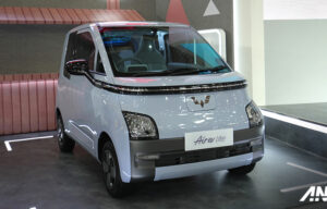 Wuling Perkenalkan Varian Baru dari Air EV, Harga Tak Sampai Rp 200 Juta! Wuling Perkenalkan Varian Baru dari Air EV, Harga Tak Sampai Rp 200 Juta!
