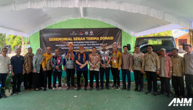 KTB Donasikan Fuso Canter Euro 4 Untuk SMK Bhakti Bangsa Banjarbaru 