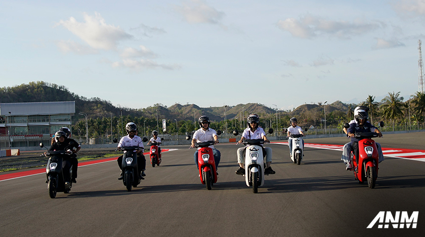 Berita, honda-em1-mandalika: Honda EM1 e: Resmi Jadi Official Motorcycle di MotoGP Mandalika!