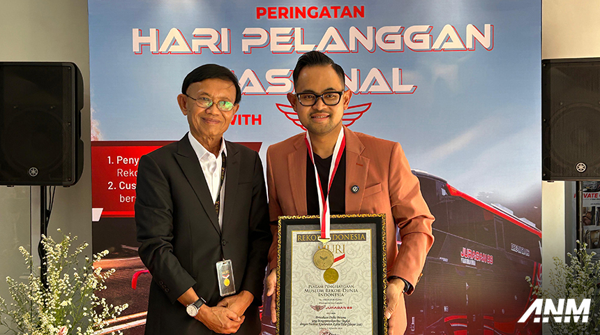 Berita, juragan99-award: Pelopor Bus Double Decker Full Sleeper, Juragan 99 Trans Raih Rekor MURI