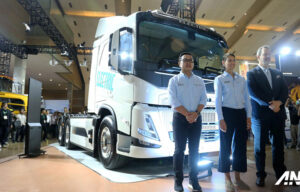 Volvo Perkenalkan Truk Listrik Pertamanya di Indonesia Mining Expo 2024 Volvo Perkenalkan Truk Listrik Pertamanya di Indonesia Mining Expo 2024