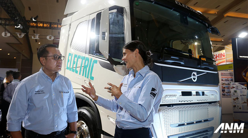 Berita, volvo-truck-electric-2: Volvo Perkenalkan Truk Listrik Pertamanya di Indonesia Mining Expo 2024