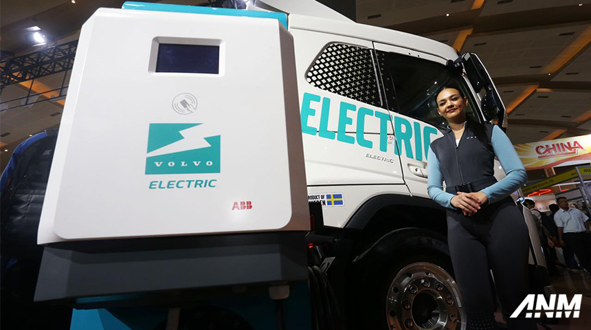 Berita, volvo-truck-electric: Volvo Perkenalkan Truk Listrik Pertamanya di Indonesia Mining Expo 2024