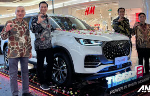 Chery Umumkan Harga Resmi Tiggo 8 di Surabaya, Masih Dibawah Rp 400 Juta! Chery Umumkan Harga Resmi Tiggo 8 di Surabaya, Masih Dibawah Rp 400 Juta!