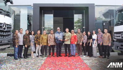 Bermitra dengan Star Wagen Indonesia, DCVI Resmikan Dealer Baru di Balikpapan Bermitra dengan Star Wagen Indonesia, DCVI Resmikan Dealer Baru di Balikpapan