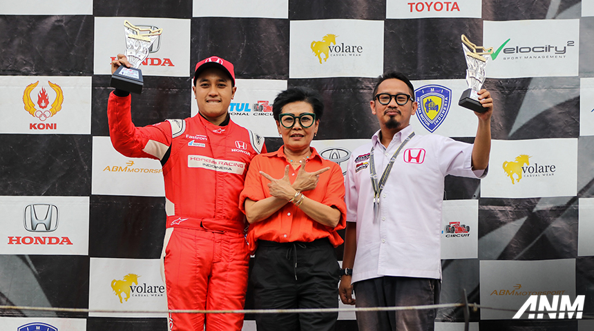 Berita, honda-issom-2024: Honda Racing Indonesia Raih Gelar Ganda di Seri Kelima ISSOM 2024