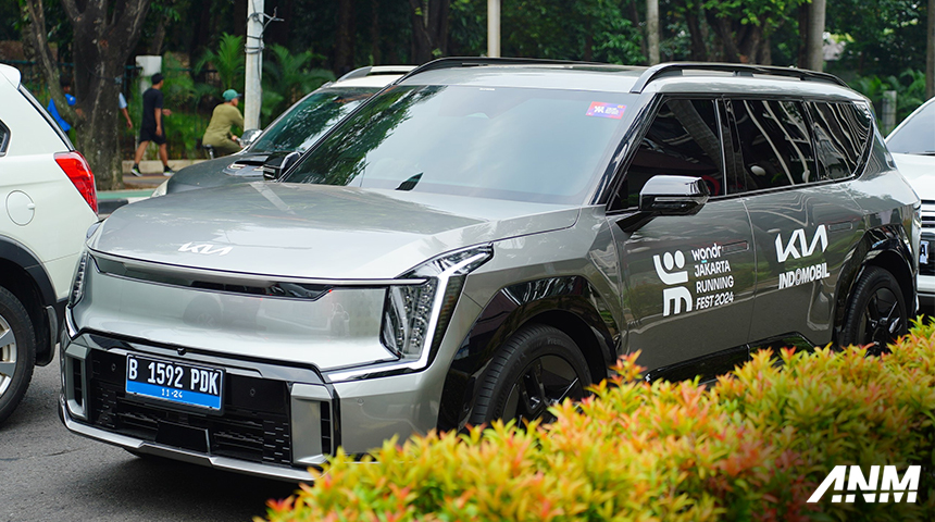 Berita, kia-jrf: Kia EV6 dan EV9 Jadi Official Car di Jakarta Running Fest 2024!