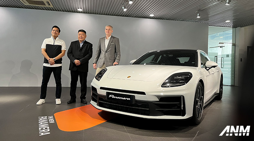 Berita, Launch Porsche Taycan Panamera SUrabaya: Porsche Taycan & Panamera Versi Terbaru Sapa Publik Kota Pahlawan