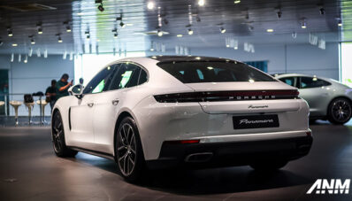 Porsche Taycan & Panamera Versi Terbaru Sapa Publik Kota Pahlawan