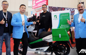 Berkolaborasi dengan EcoCare, Alva Akan Kerahkan 90 Unit Motor Listrik Berkolaborasi dengan EcoCare, Alva Akan Kerahkan 90 Unit Motor Listrik