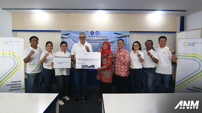 Berita, dcvi-care-1: Daimler Truck Cares: DCVI Donasikan Spare Parts Untuk Praktek Siswa SMK