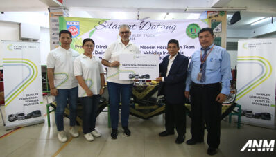 Daimler Truck Cares: DCVI Donasikan Spare Parts Untuk Praktek Siswa SMK
