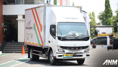 Pertama di Indonesia, Fuso eCanter Jadi Armada Distribusi PT Yusen Logistics Indonesia Pertama di Indonesia, Fuso eCanter Jadi Armada Distribusi PT Yusen Logistics Indonesia