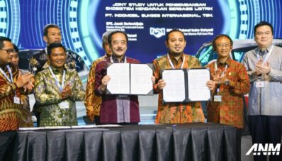 Indomobil Group Percepat Adopsi EV Indonesia Lewat Kolaborasi Bersama PLN Icon Plus Indomobil Group Percepat Adopsi EV Indonesia Lewat Kolaborasi Bersama PLN Icon Plus
