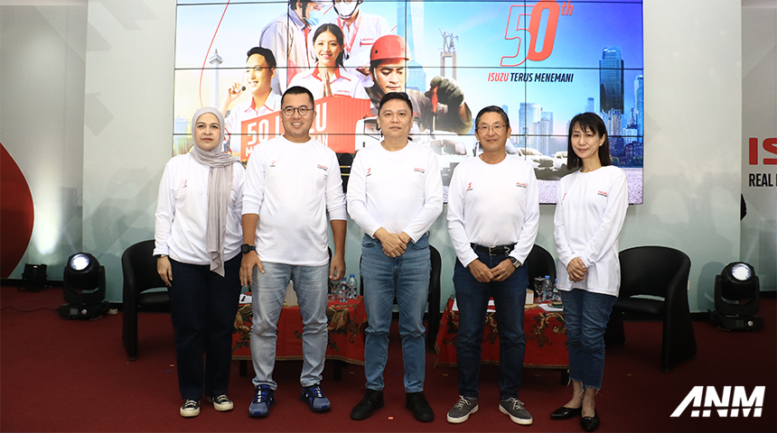 Berita, isuzu-50-th-2: Rayakan 50 Tahun, Isuzu Adakan Konvoi 50 Kendaraan dan Tanam 50 Pohon Trembesi