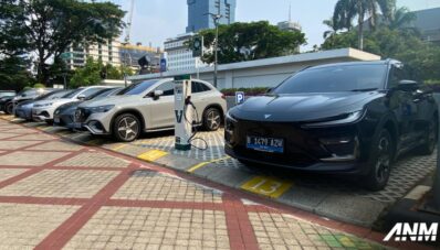 Voltron Dan Indosat Ciptakan Solusi Digital Ekosistem EV Indonesia Voltron Dan Indosat Ciptakan Solusi Digital Ekosistem EV Indonesia