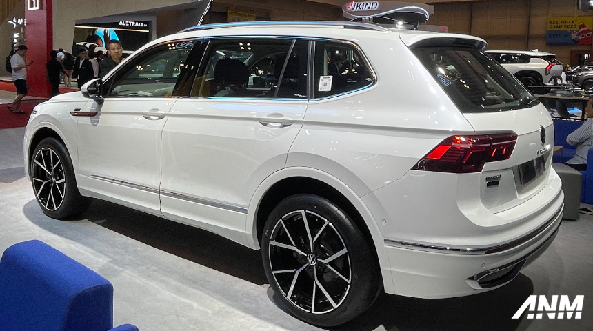 Berita, vw-tiguan-business-edition-1: GJAW 2024: VW Hadirkan Tiguan Allspace Business Edition! Apa Bedanya?