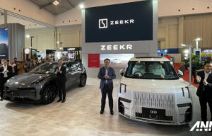 GJAW 2024: Zeekr X dan 009 Tampil Secara Perdana, Harganya Fantastis! GJAW 2024: Zeekr X dan 009 Tampil Secara Perdana, Harganya Fantastis!