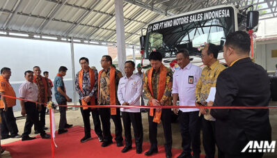 Dukung Pendidikan Vokasi, Hino Serahkan Truk 500 Series ke SMKN 1 Belitang III Dukung Pendidikan Vokasi, Hino Serahkan Truk 500 Series ke SMKN 1 Belitang III