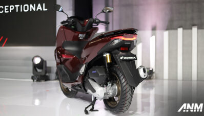 Honda Luncurkan Generasi Terbaru PCX 160 ke Indonesia, Pertama di Dunia!