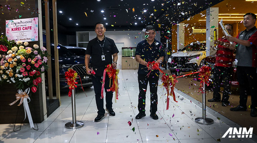 Berita, Grand Opening The ARK Wiyung Asri Motor: Asri Motor The ARK Wiyung : Showroom Mobil Baru, Bekas & Cafe Dalam Satu Atap