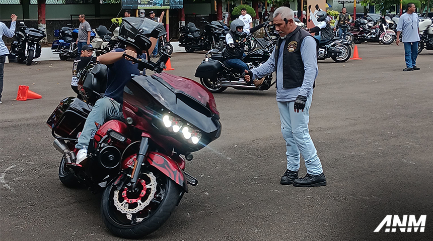 Berita, hd-safety-riding-3: Harley Davidson Gelar ‘Skilled Rider Training’ untuk Pengguna Baru