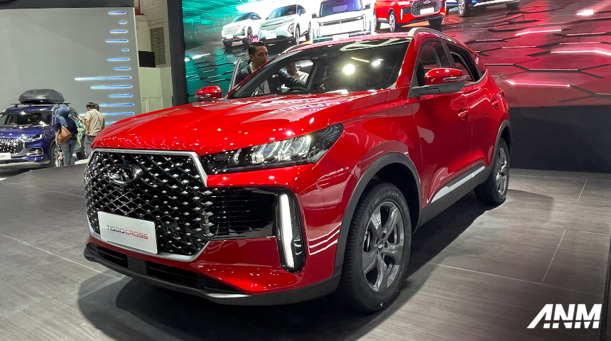 Berita, chery-tiggo-cross-iims-2: IIMS 2025: Chery Umumkan Harga Tiggo Cross, Mulai Rp 239,5 Juta!