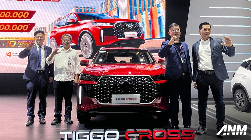 Berita, chery-tiggo-cross-iims: IIMS 2025: Chery Umumkan Harga Tiggo Cross, Mulai Rp 239,5 Juta!