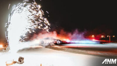 Drift Sejauh 17 KM di Salju, Porsche Taycan Dapat Guinness World Record! Drift Sejauh 17 KM di Salju, Porsche Taycan Dapat Guinness World Record!