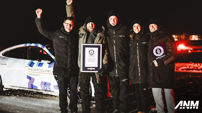 Berita, porsche-record-3: Drift Sejauh 17 KM di Salju, Porsche Taycan Dapat Guinness World Record!