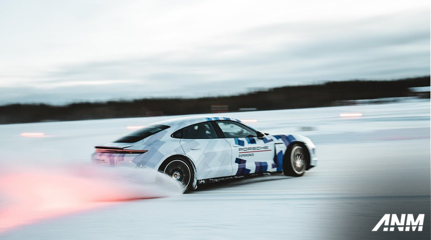 Berita, porsche-record: Drift Sejauh 17 KM di Salju, Porsche Taycan Dapat Guinness World Record!