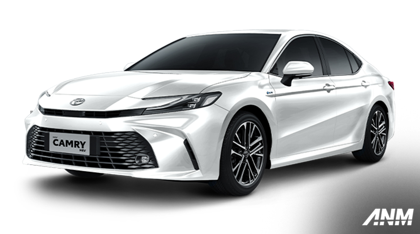 Berita, toyota-new-camry-3: IIMS 2025: Toyota Luncurkan All New Camry, Harga Hampir Rp 1 Miliar!