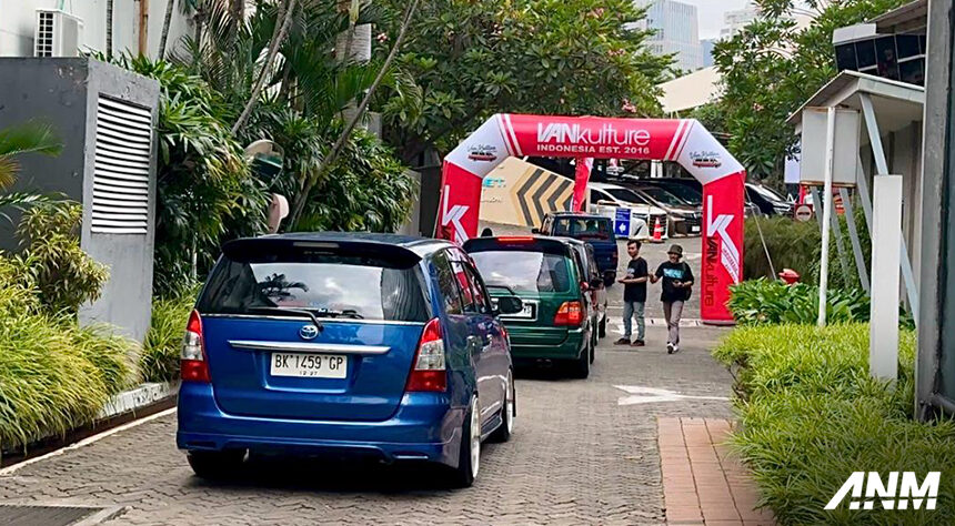 Vankulture Hadirkan Meet-Up Mobil Keluarga Modifikasi Terbesar di Indonesia! Vankulture Hadirkan Meet-Up Mobil Keluarga Modifikasi Terbesar di Indonesia!
