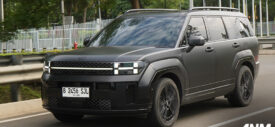 Layar Hyundai Santa Fe Hybrid