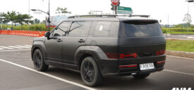 Layar Hyundai Santa Fe Hybrid