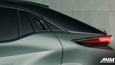 Toyota C-HR+ EV : Bukan C-HR Bertenaga Listrik, Tapi… Toyota C-HR+ EV : Bukan C-HR Bertenaga Listrik, Tapi…
