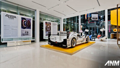 Porsche Hadirkan Pameran Bertajuk “Electrifying Past. Present. Future.” di Thailand Porsche Hadirkan Pameran Bertajuk “Electrifying Past. Present. Future.” di Thailand