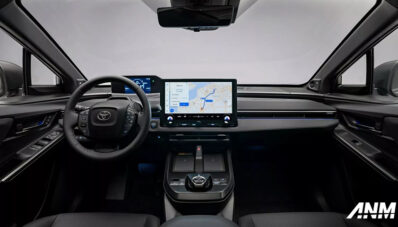 Toyota Luncurkan bZ4x Facelift, Pakai Baterai Baru Range Lebih Jauh! Toyota Luncurkan bZ4x Facelift, Pakai Baterai Baru Range Lebih Jauh!