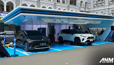 Toyota Hadirkan Privilege Parking Khusus EV di MOI, Lengkap dengan Charging Station Toyota Hadirkan Privilege Parking Khusus EV di MOI, Lengkap dengan Charging Station