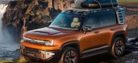 Geely-Galaxy-Cruiser-off-road-at-water-di-air-genangan