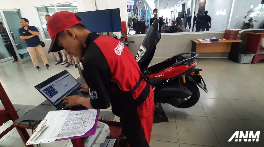 Berita, yamaha-semarang-2: Premium Shop Yamaha Kini Hadir di Semarang, Bukan Sembarang Dealer Motor!