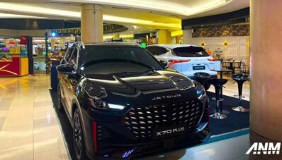 Jetour Tegaskan Komitmen Untuk Publik Jatim, Pamerkan 2 SUV Andalan! Jetour Tegaskan Komitmen Untuk Publik Jatim, Pamerkan 2 SUV Andalan!