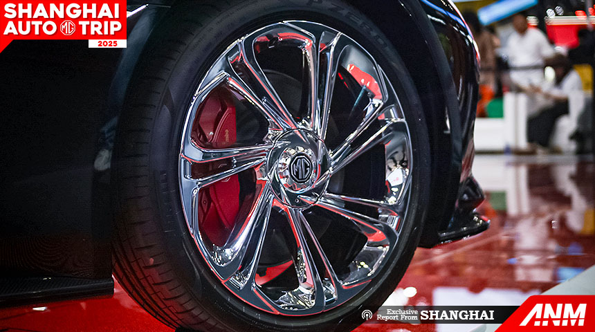 Auto Shanghai 2025, MG Auto Shanghai 2025 – Cyberster black wheel: Auto Shanghai 2025 : MG Cyberster 2026, Makin Colorful Makin Canggih!