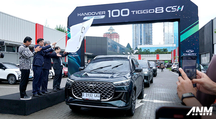 Chery Lakukan Serah Terima Tiggo 8 CSH ke 100 Konsumen Pertamanya! Chery Lakukan Serah Terima Tiggo 8 CSH ke 100 Konsumen Pertamanya!