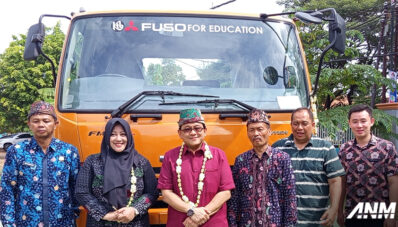 Tingkatkan Kualitas SDM, KTB Donasikan Fuso Fighter Untuk SMKN 1 Kamal, Madura Tingkatkan Kualitas SDM, KTB Donasikan Fuso Fighter Untuk SMKN 1 Kamal, Madura